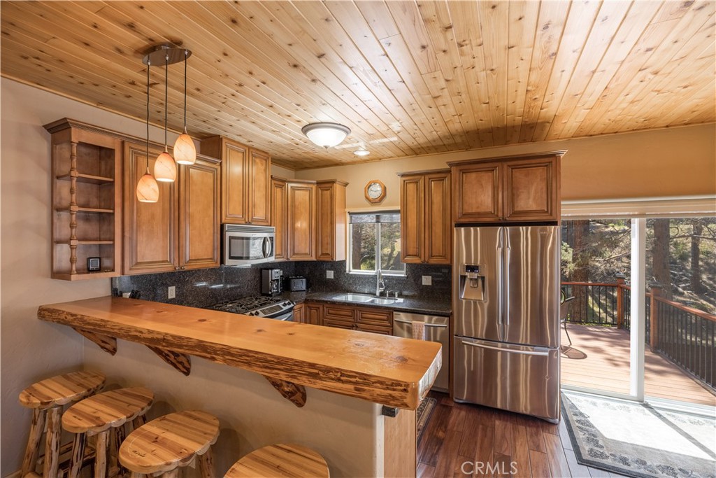 529 Bernhardt Property Photo 15