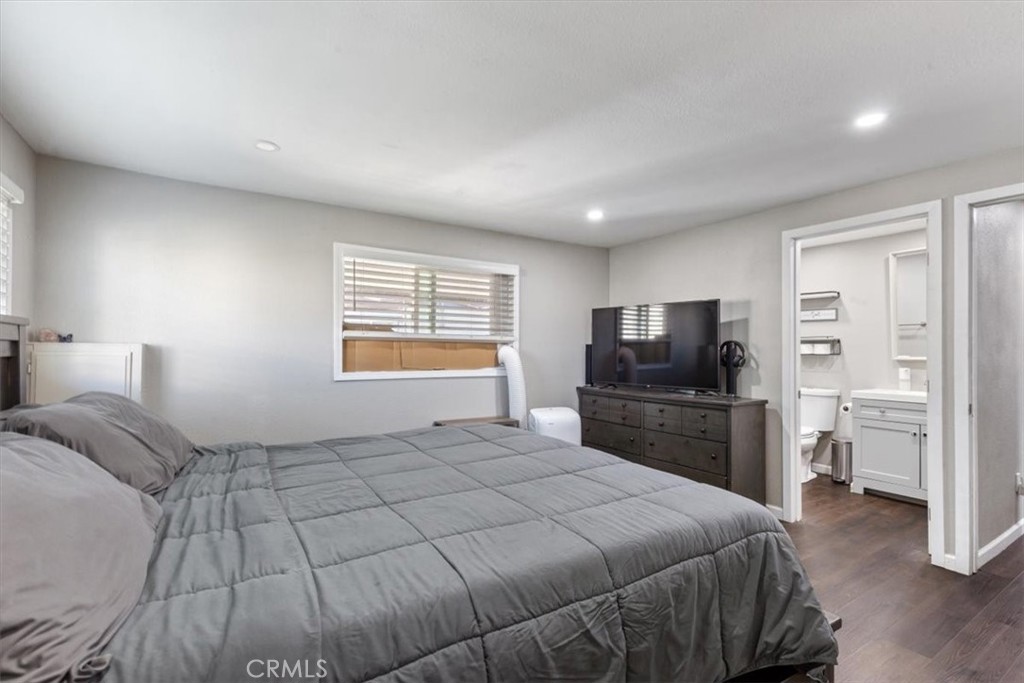 9080 Bloomfield Avenue 293 Property Photo 10
