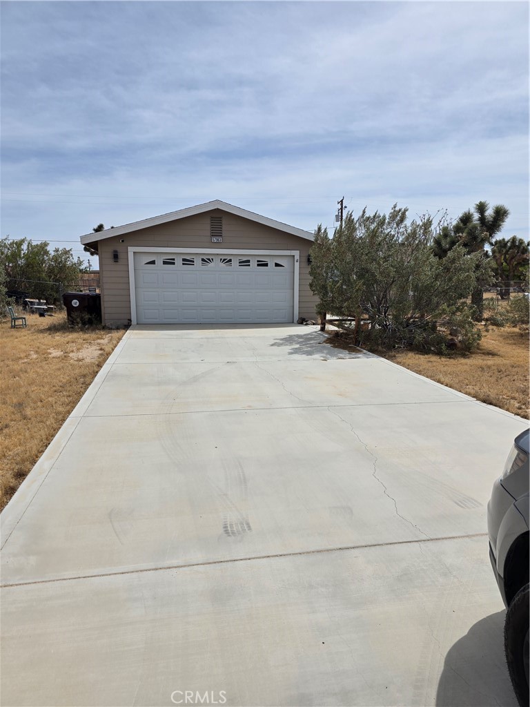 57963 Campanula Property Photo
