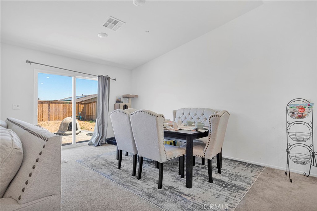 11412 Charlotte Property Photo 5