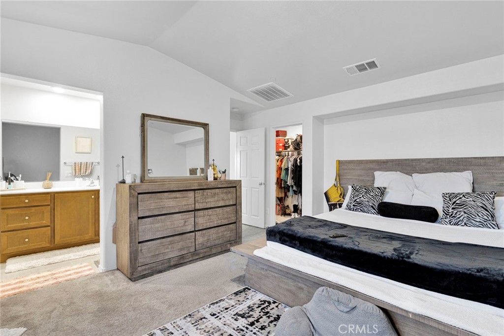 11412 Charlotte Property Photo 13