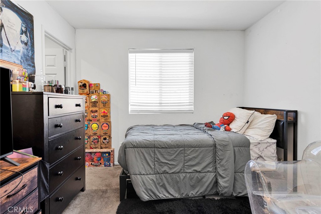 11412 Charlotte Property Photo 16