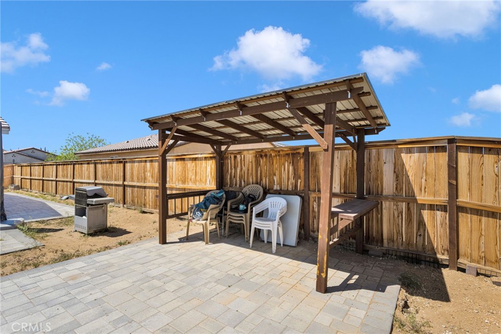 11412 Charlotte Property Photo 21