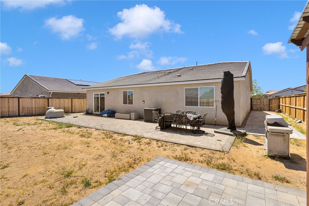 11412 Charlotte Property Photo 23