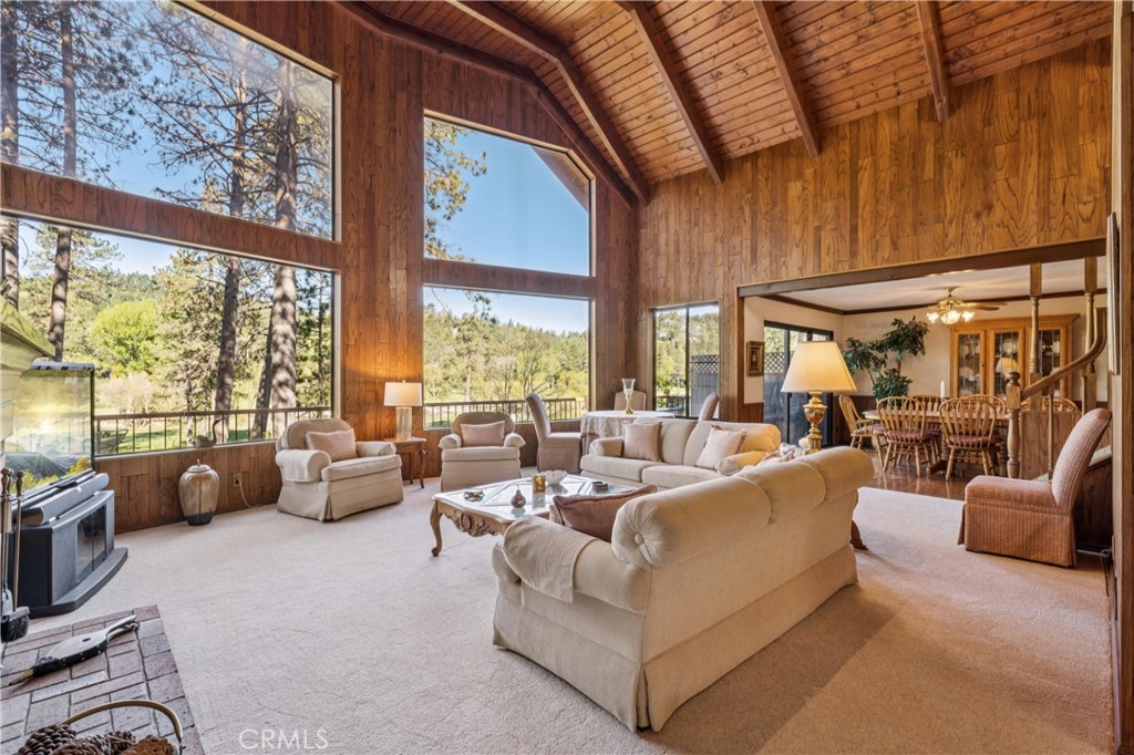 524 Golf Course Road Property Photo 4