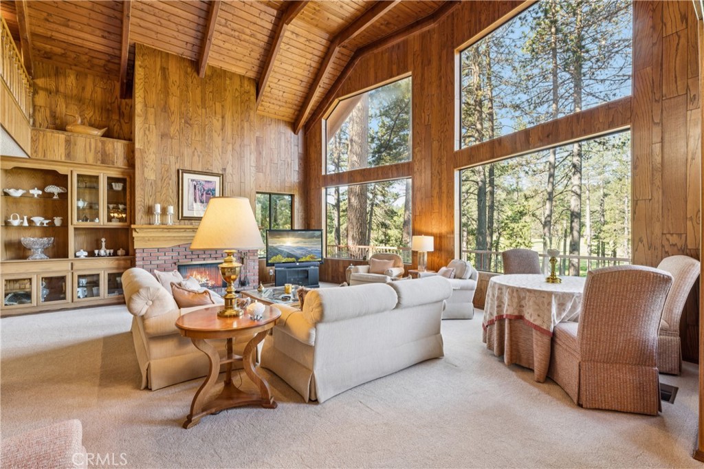 524 Golf Course Road Property Photo 6