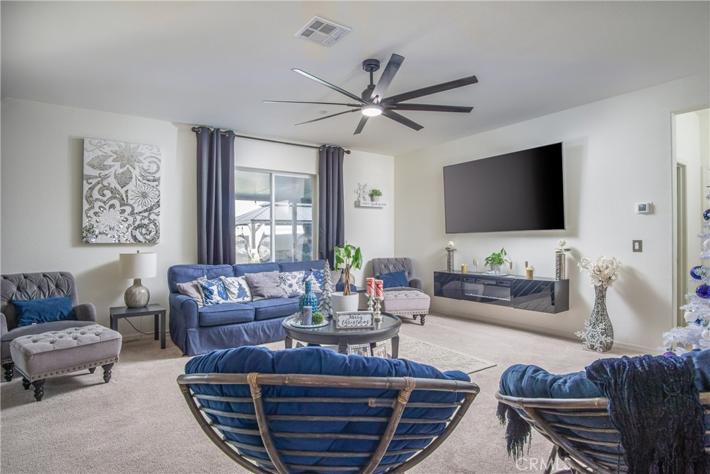 16846 Desert Star Property Photo 15