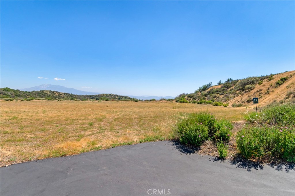39513 Eastview Property Photo 3