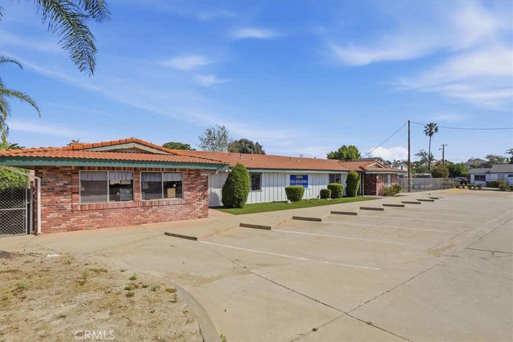 4266 Walnut Property Photo 1