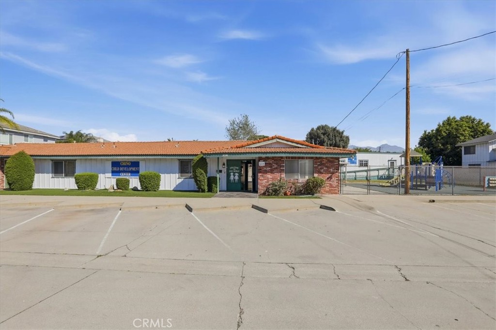 4266 Walnut Property Photo 3