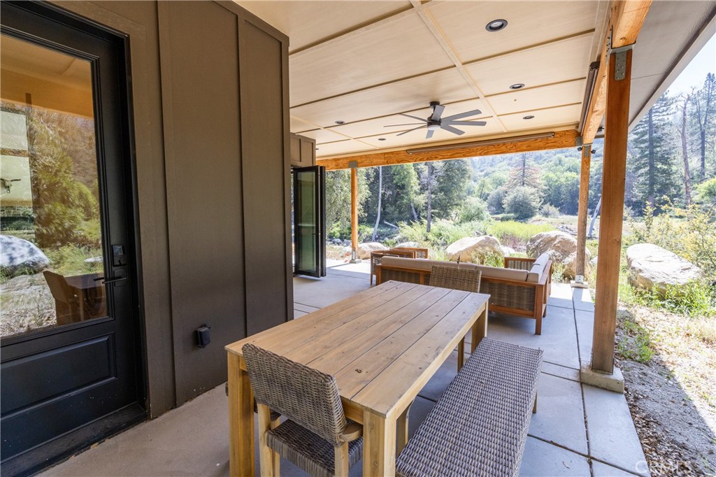 38948 7 Oaks Property Photo 15