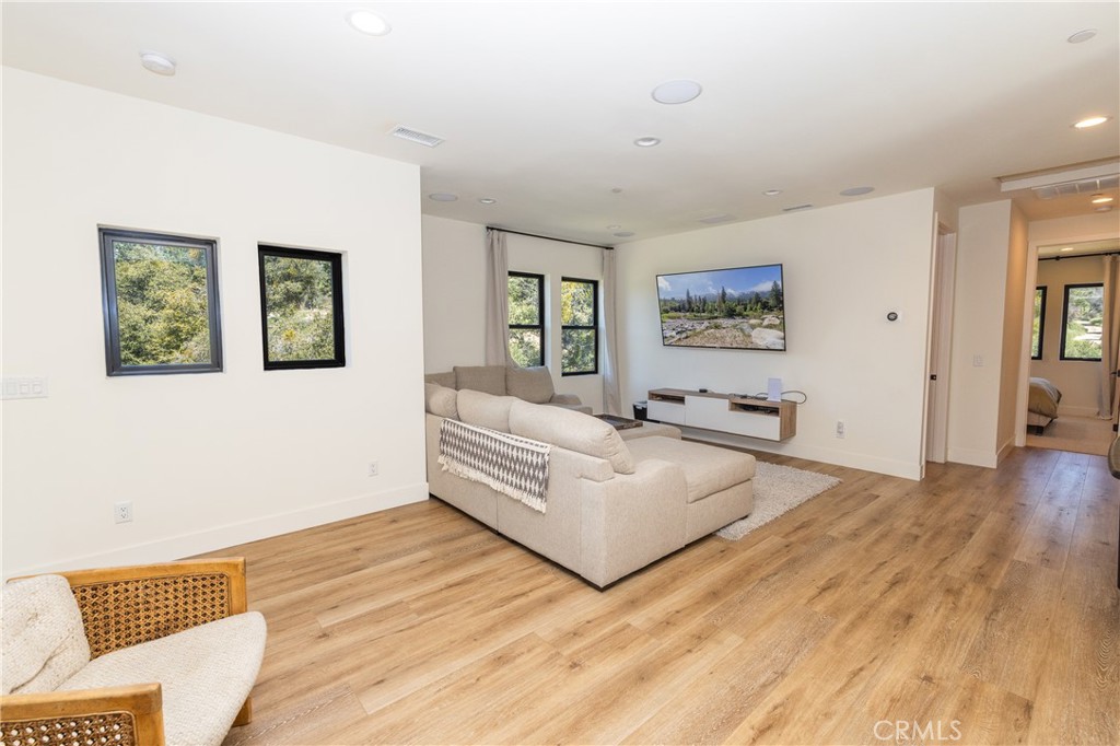 38948 7 Oaks Property Photo 25