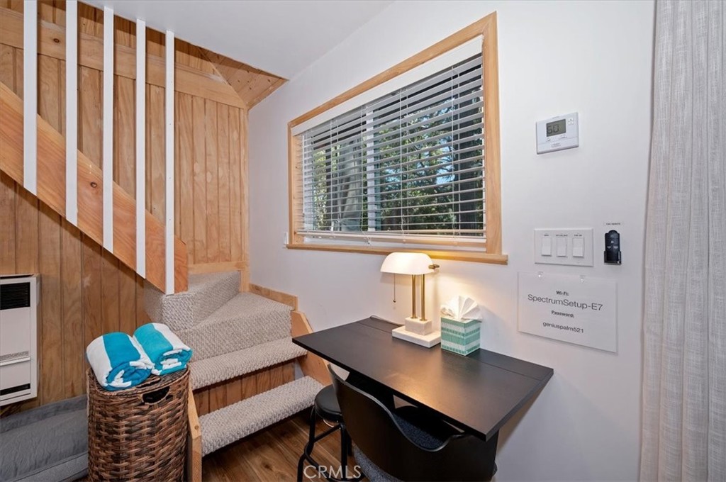 669 Knoll Property Photo 17