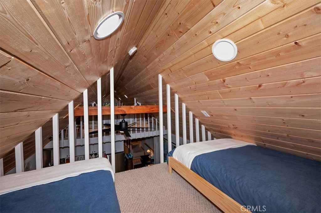 669 Knoll Property Photo 24