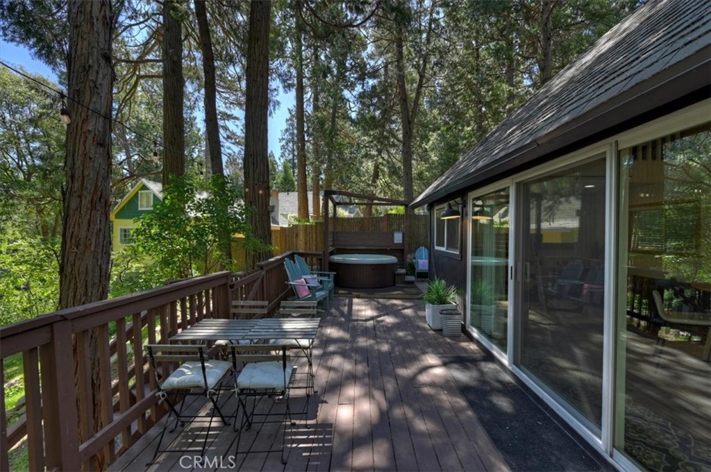 669 Knoll Property Photo 33