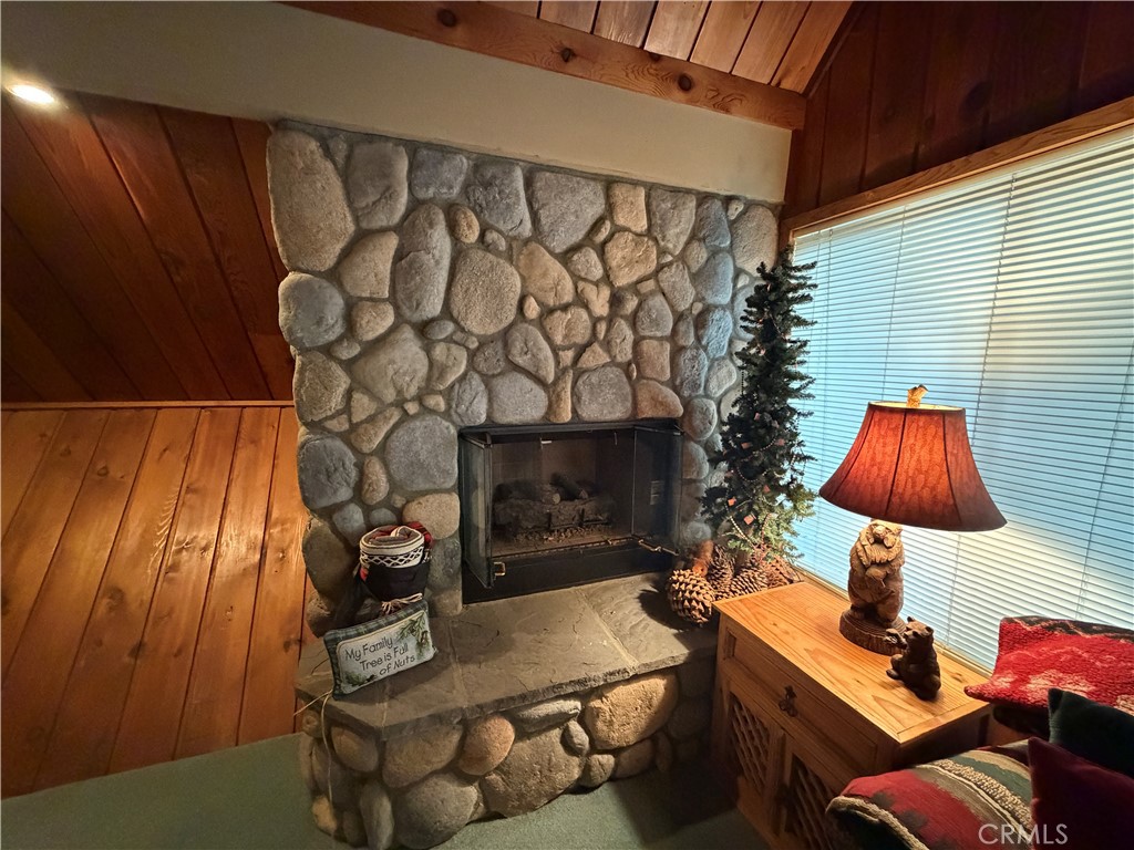 679 Pinnacle Property Photo 5