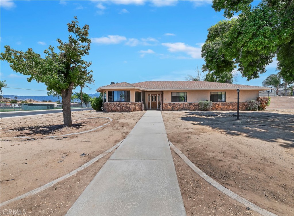 27266 Pacifica Court Property Photo 3