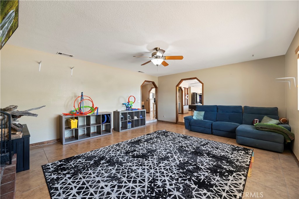 27266 Pacifica Court Property Photo 17