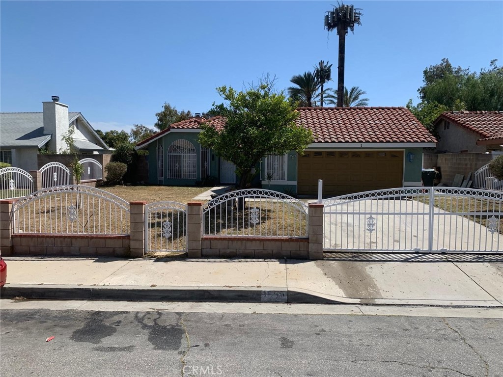 1855 W 13th Property Photo 1