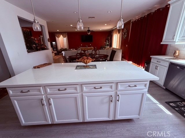 4665 S Flagstone Avenue Property Photo 6