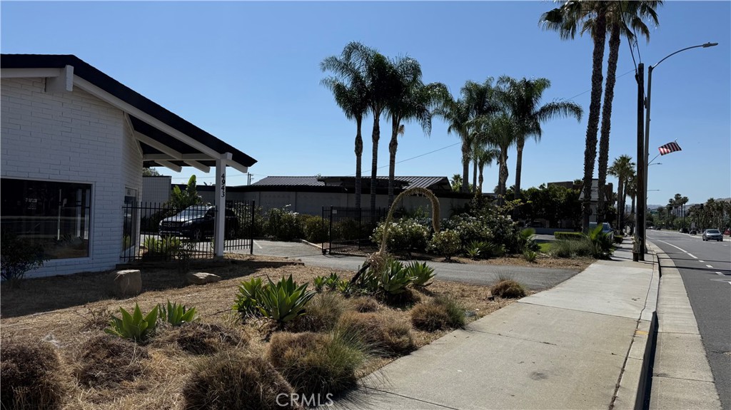 4943 La Sierra Avenue Property Photo 10