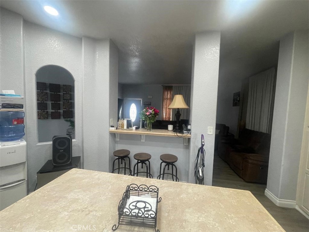 17333 Valley 71e Property Photo 9