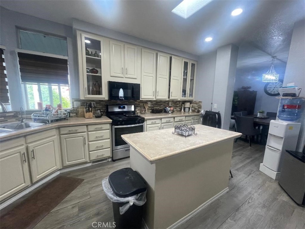 17333 Valley 71e Property Photo 11