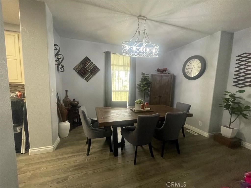 17333 Valley 71e Property Photo 14