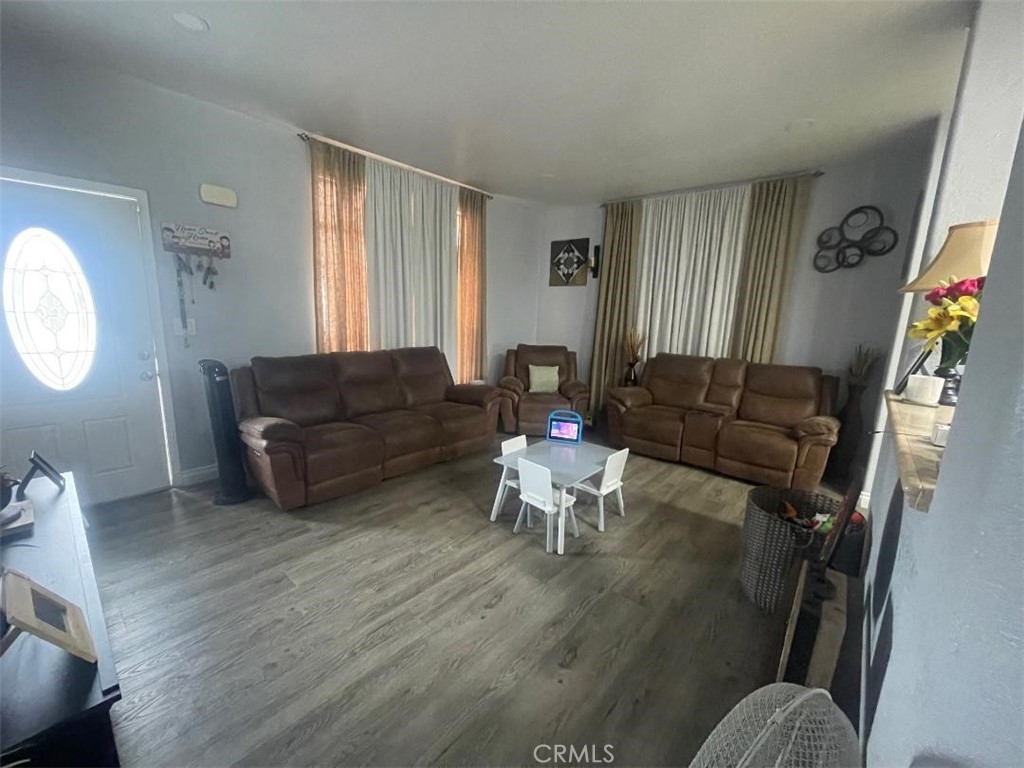 17333 Valley 71e Property Photo 15