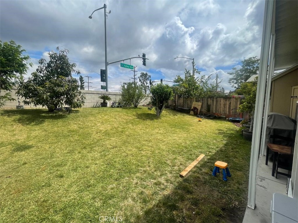 17333 Valley 71e Property Photo 23