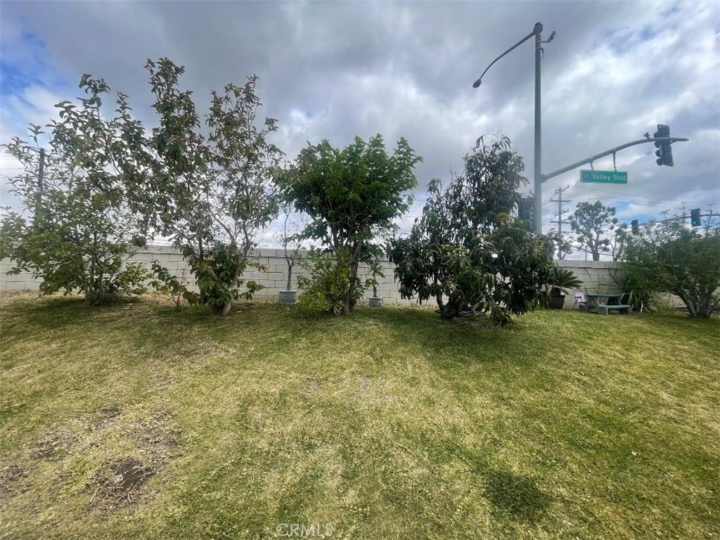 17333 Valley 71e Property Photo 25