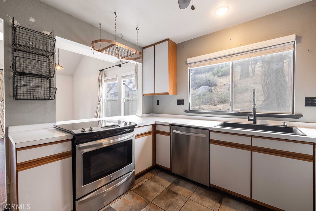 39075 Rim Of The World Property Photo 33