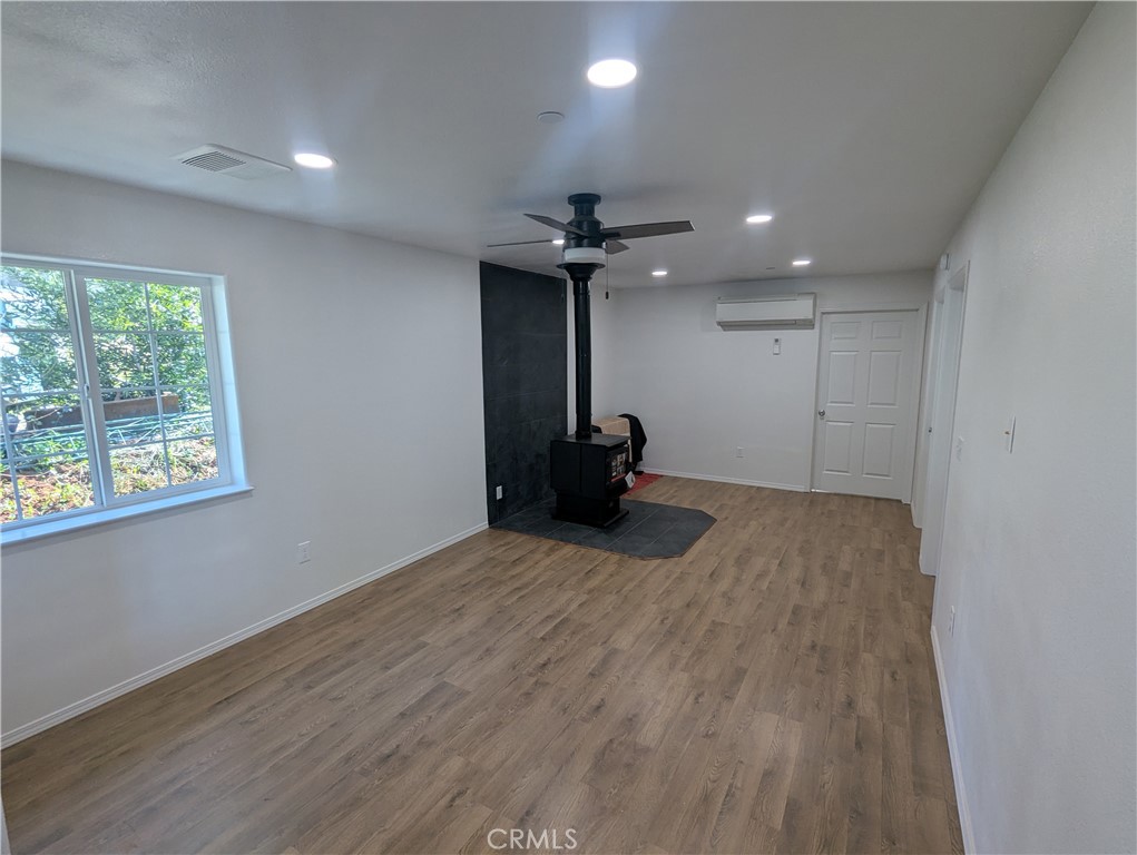13742 Blair Lane Property Photo 4