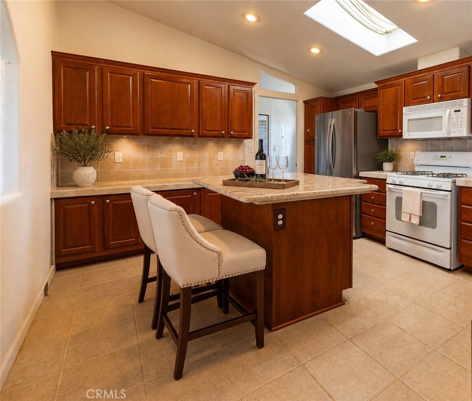 38687 Calle Segovia Property Photo 16