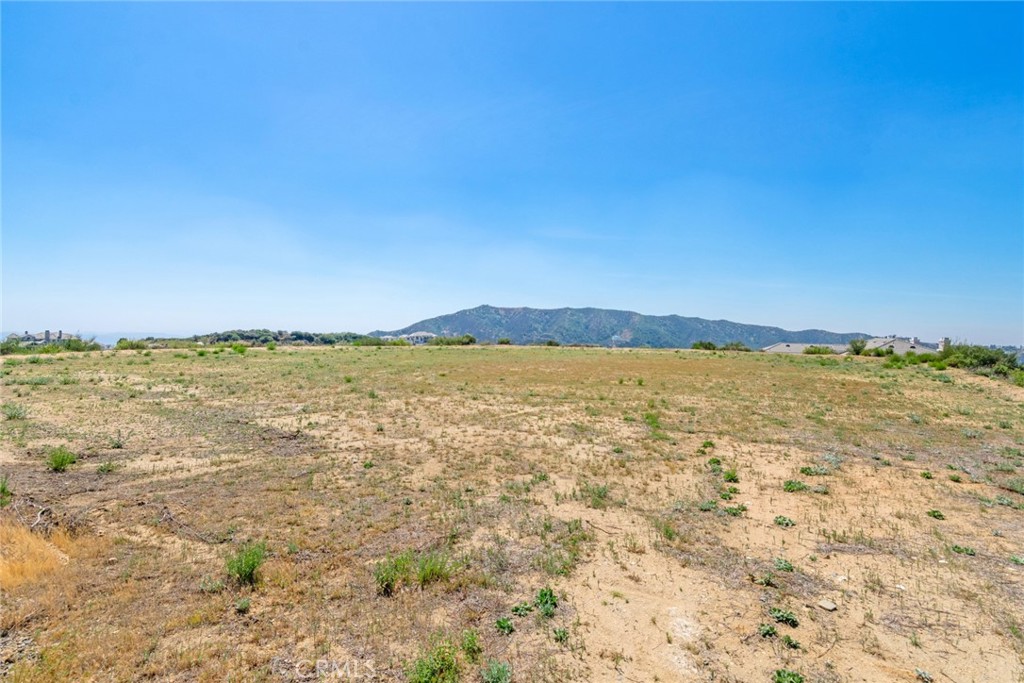 39519 Hidden Heights Drive Property Photo 4