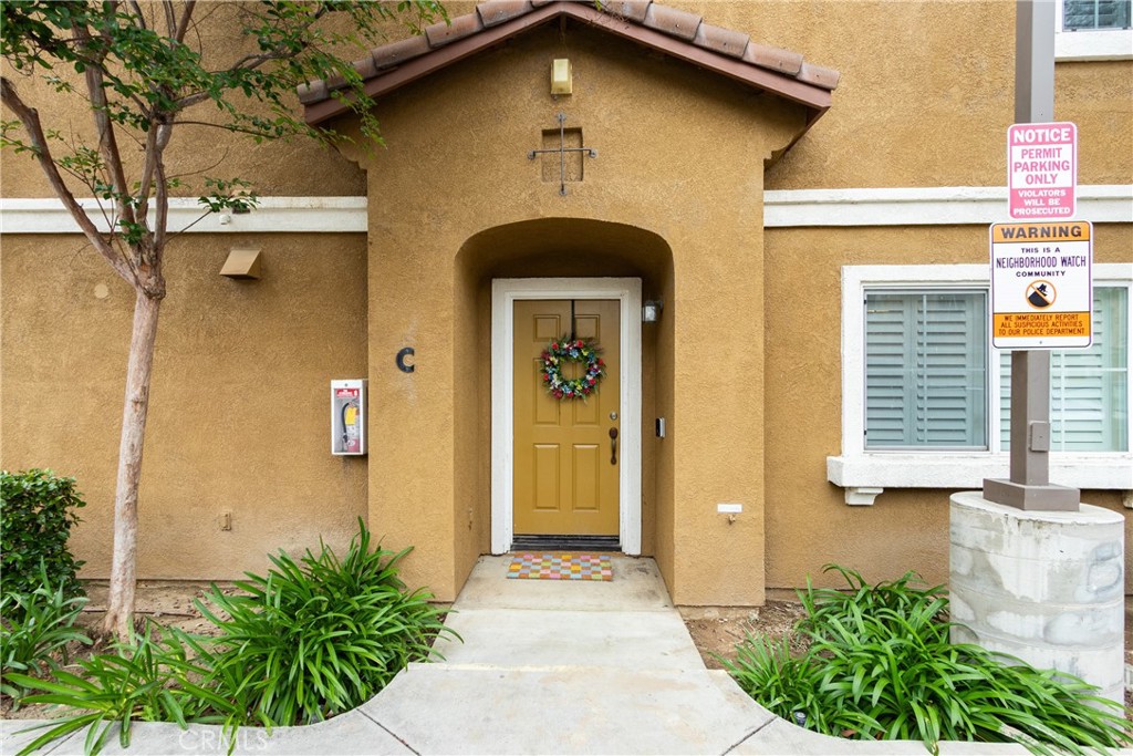 25866 Iris C Property Photo 1