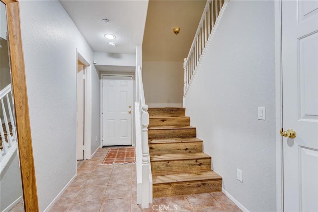 25866 Iris C Property Photo 11
