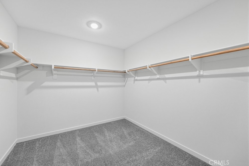 9568 Glenmore Forest Drive Property Photo 16