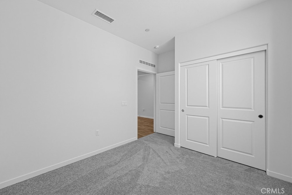 9568 Glenmore Forest Drive Property Photo 18