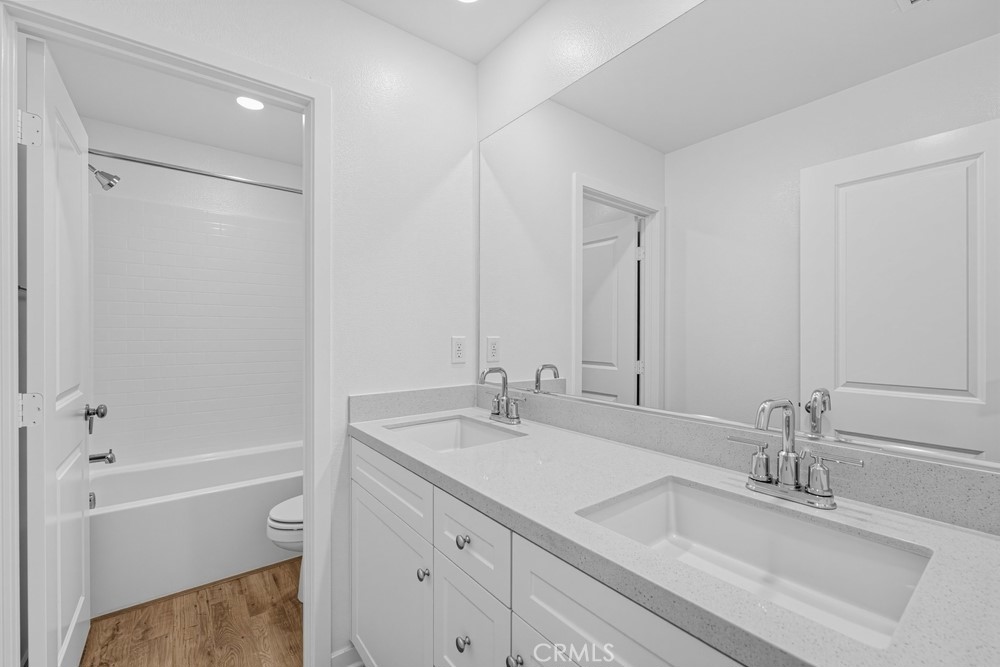 9568 Glenmore Forest Drive Property Photo 25