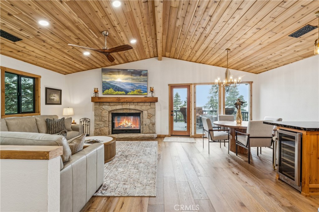 590 Arrowhead Villa Property Photo 1