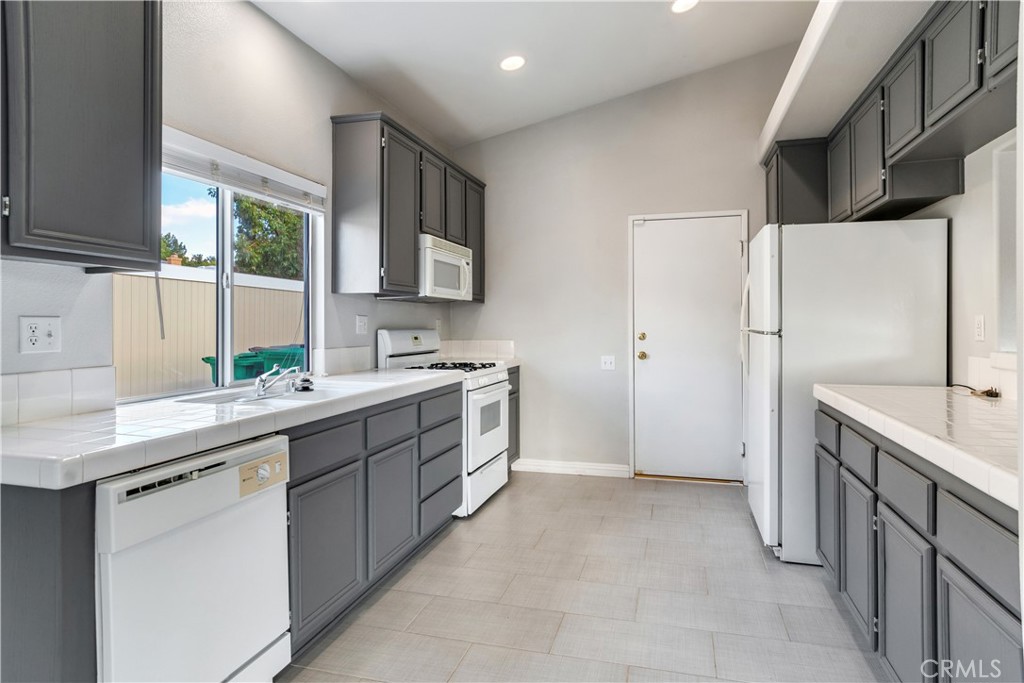 1709 Double Eagle Avenue Property Photo 8