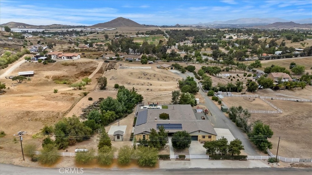 16420 Rocky Glen Road Property Photo 4