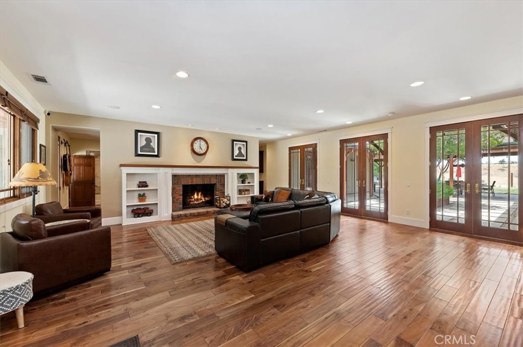 16420 Rocky Glen Road Property Photo 12