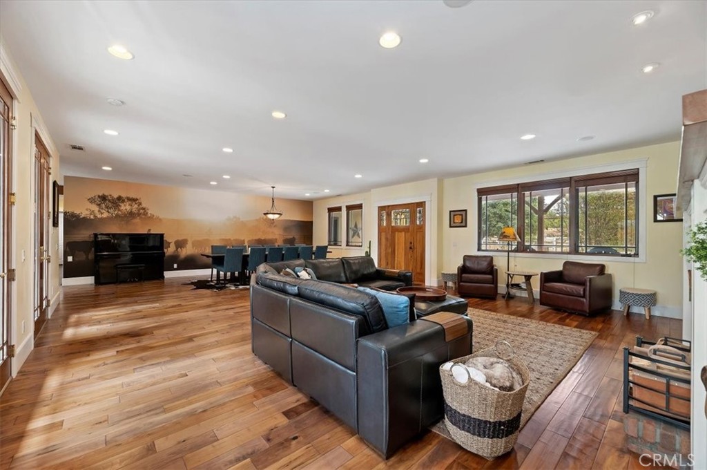 16420 Rocky Glen Road Property Photo 13