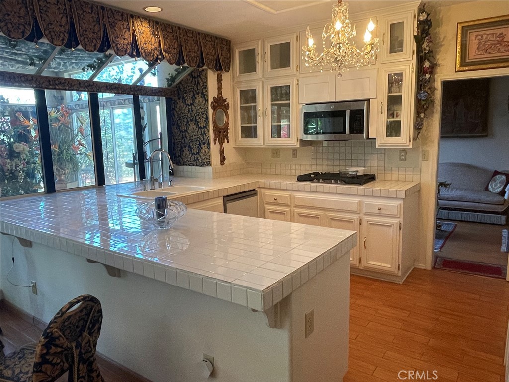 933 La Salle Circle Property Photo 18