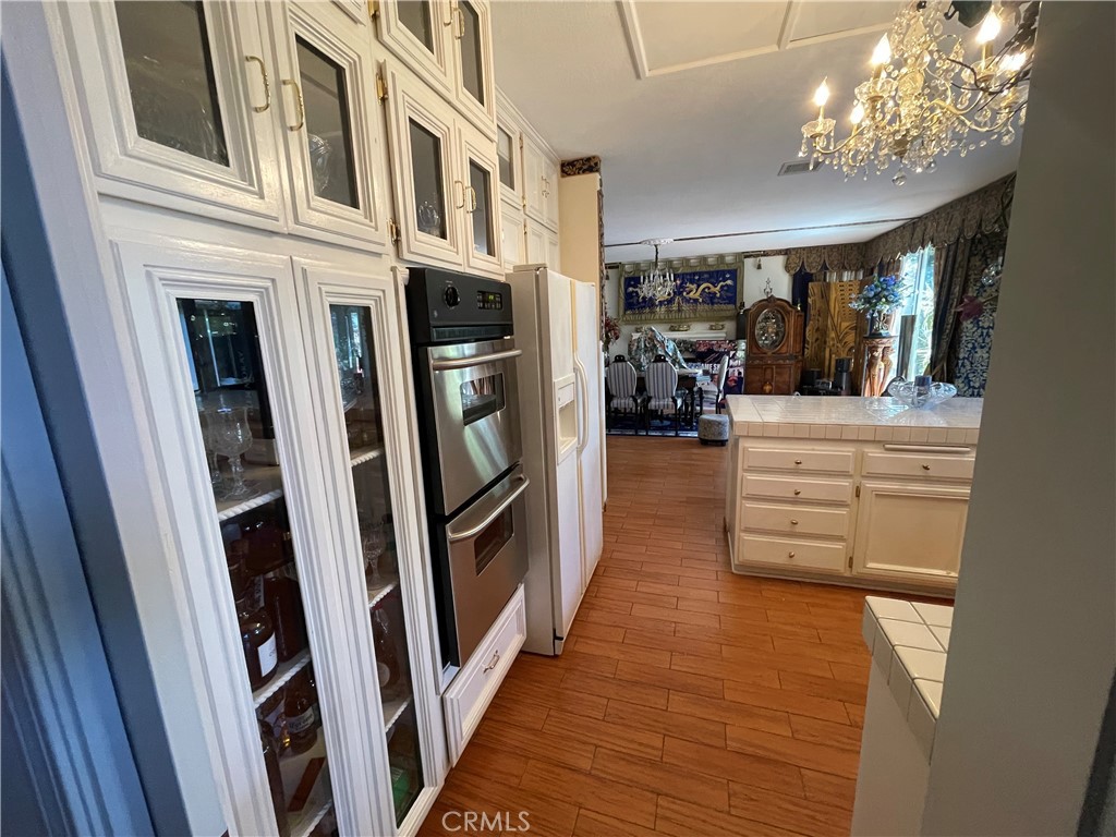 933 La Salle Circle Property Photo 21