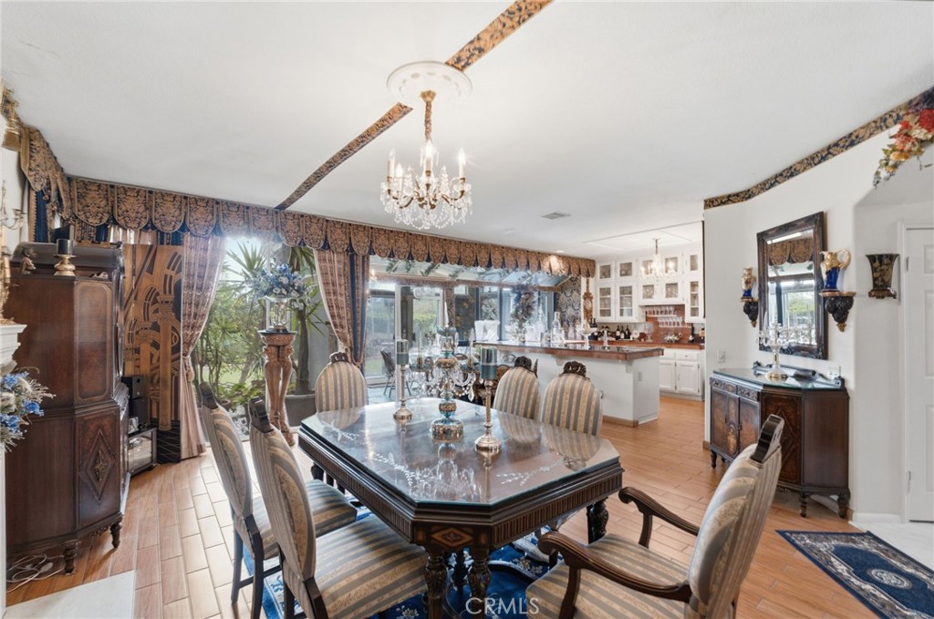 933 La Salle Circle Property Photo 28