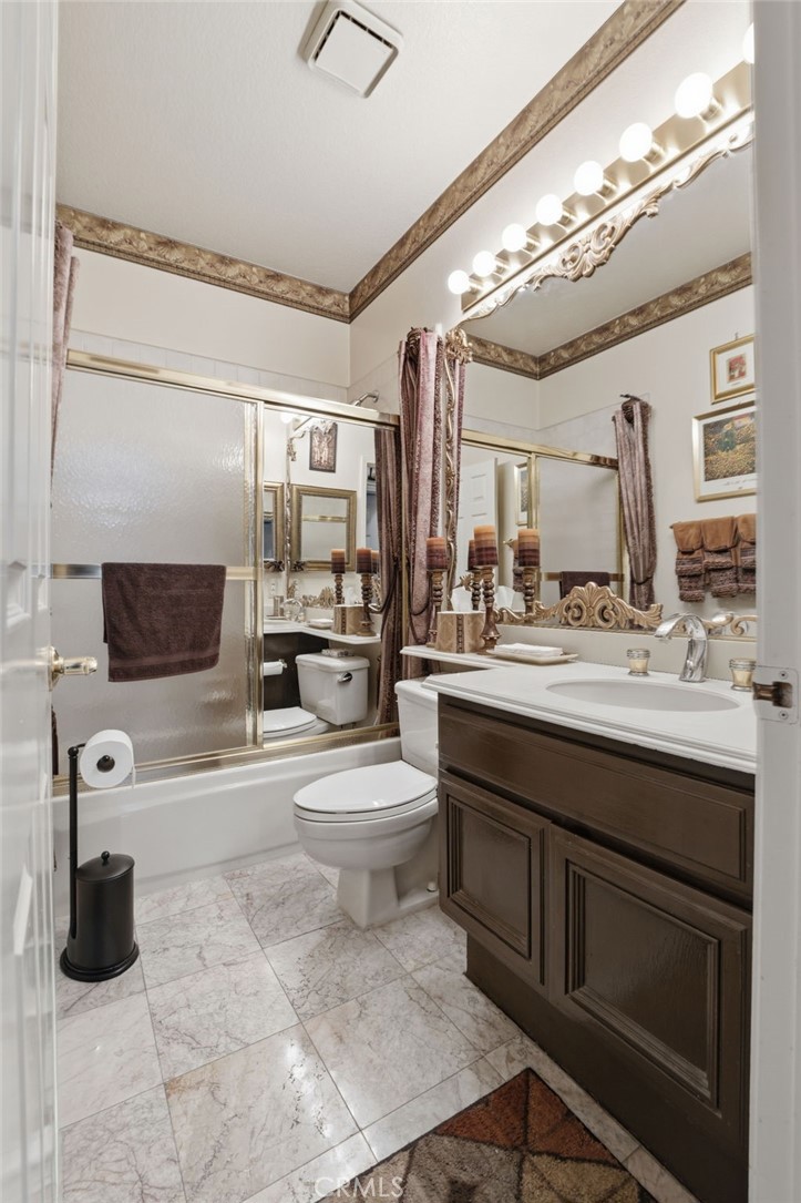 933 La Salle Circle Property Photo 33