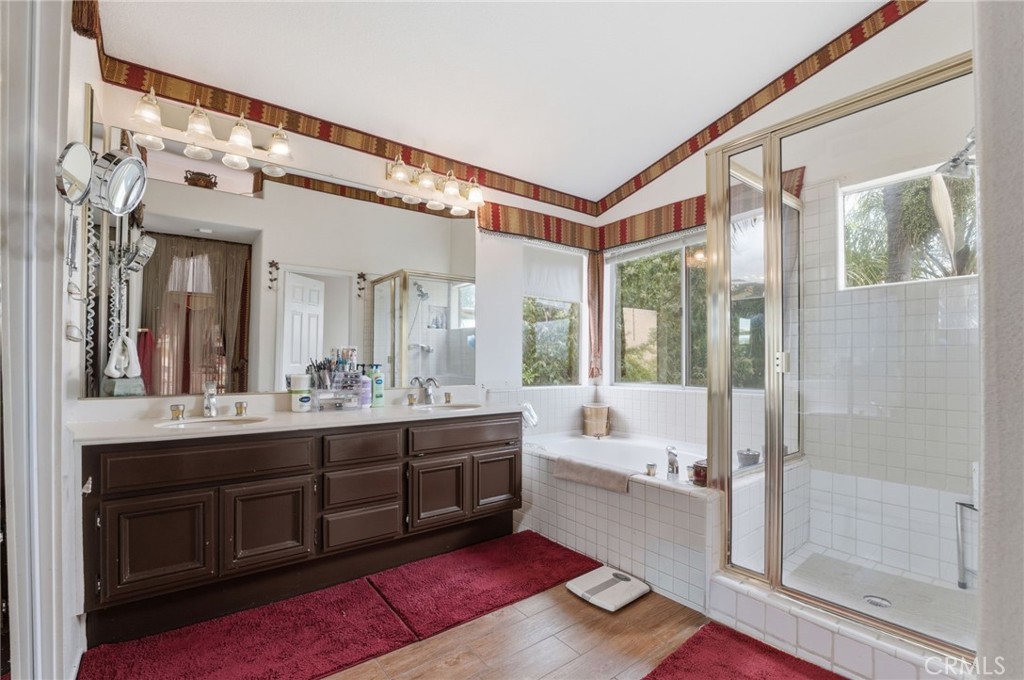 933 La Salle Circle Property Photo 42